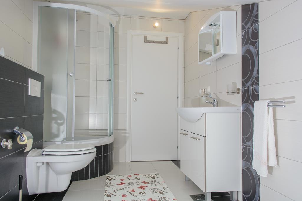 Appartement Apartman Daria à Trogir Extérieur photo
