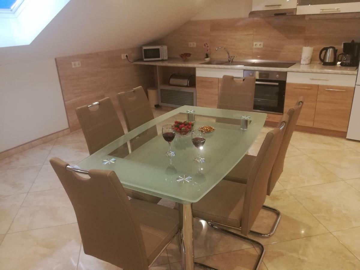 Appartement Apartman Daria à Trogir Extérieur photo