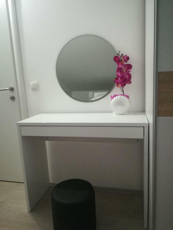 Appartement Apartman Daria à Trogir Extérieur photo