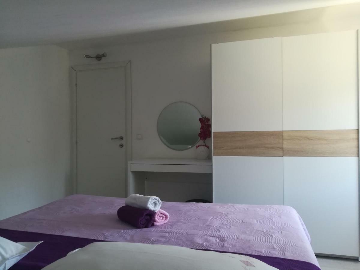 Appartement Apartman Daria à Trogir Extérieur photo